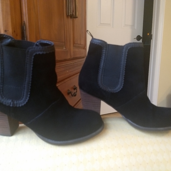 American Eagle Booties 6.5 - Picture 4 of 4